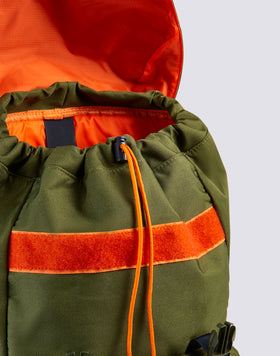 MILITARY BACKPACK WITH CONTRAST DETAILS