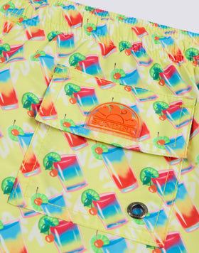 SUNDRINK PRINT ELASTICATED WAIST SHORT SWIMSHORTS IN RECYCLED POLY
