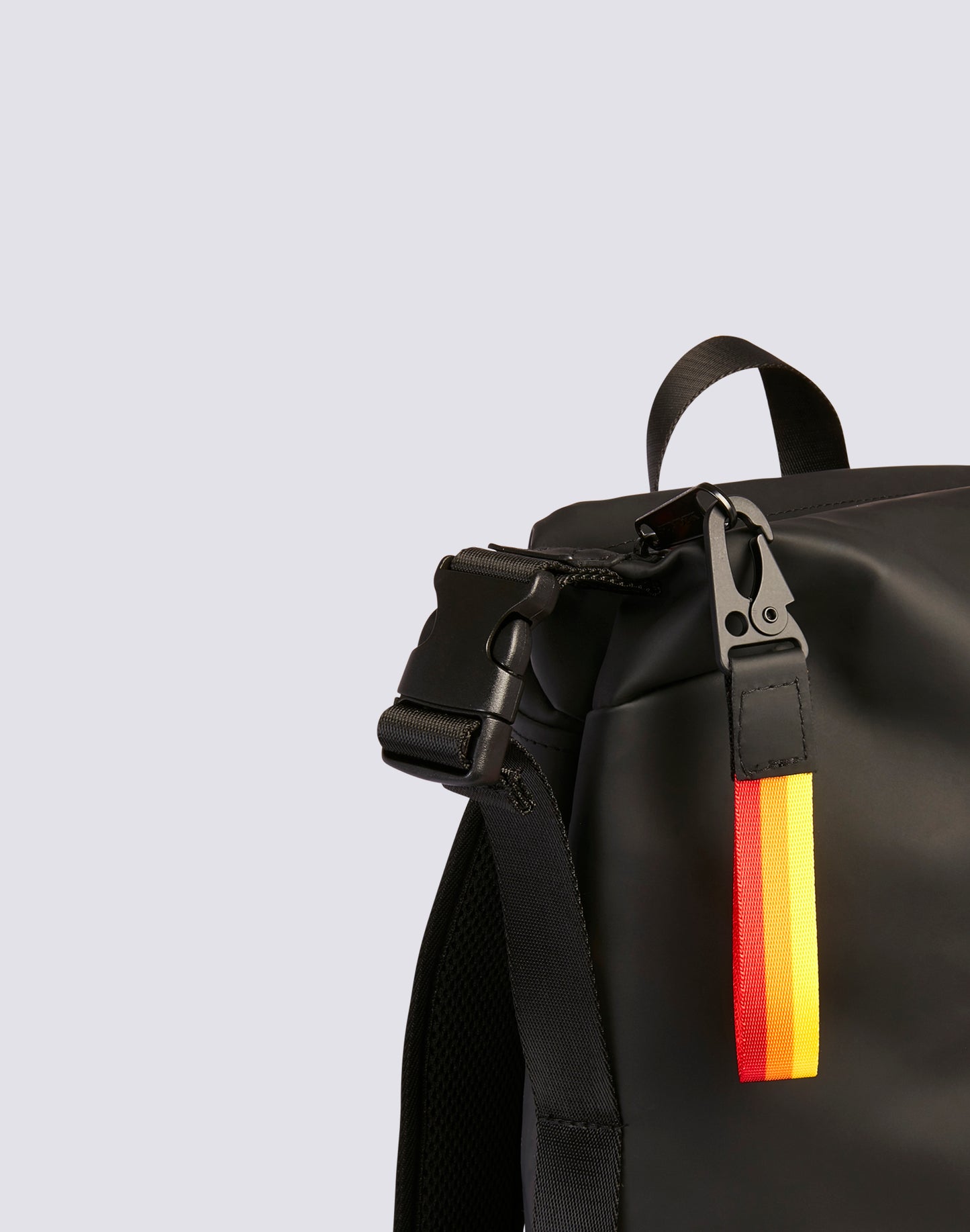 BACKPACK WITH WELDED ZIP AND ADJUSTABLE PADDED HANDLES