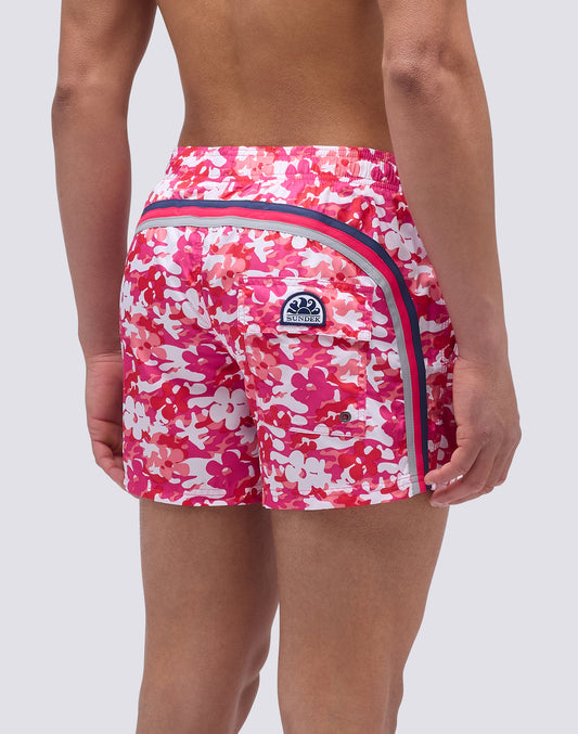 SHORT SWIMSUIT WITH ELASTIC WAIST AND CAMOFLOWER PRINT