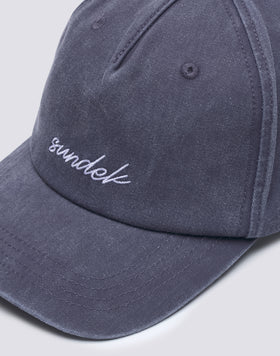 VINTAGE-STYLE BASEBALL CAP