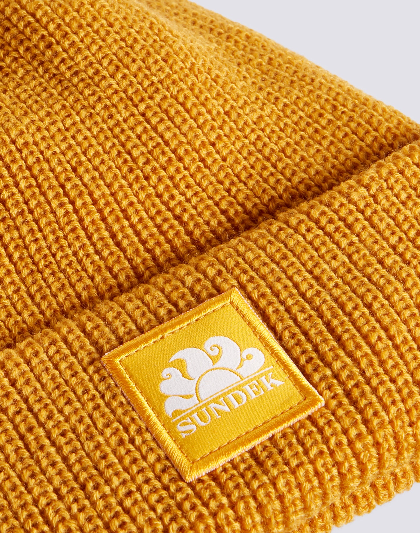 RIB KNITTED BEANIE