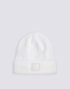 RIBBED BEANIE