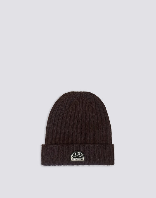 BEANIE WITH ICONIC PATCH