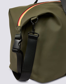 BAG WITH WELDED ZIP AND ADJUSTABLE HANDLES