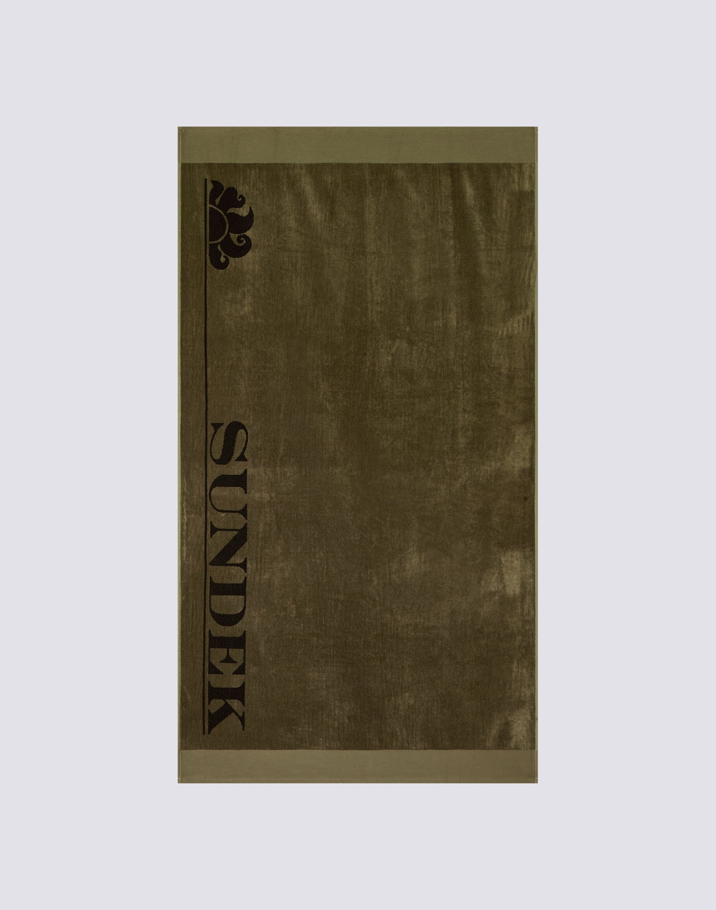 ICON - JACQUARD BEACH TOWEL WITH ICONIC LOGO