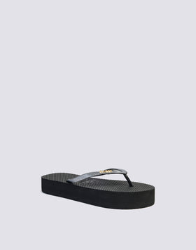 FLIP-FLOPS WITH GLITTER AND HIGH SOLE