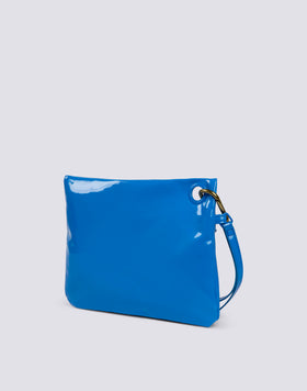 CLUTCH BAG WITH CARABINER