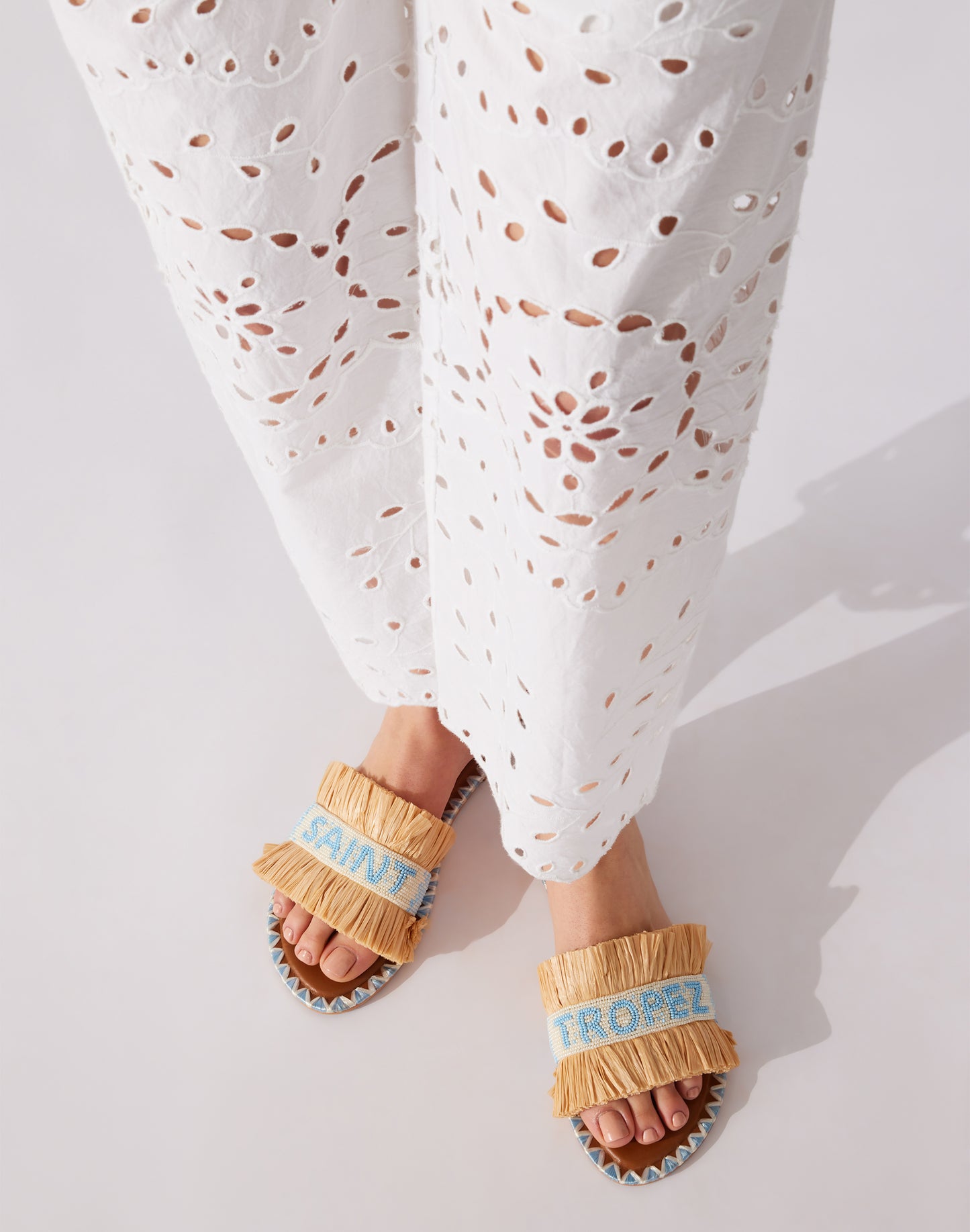 LOW-BAND SLIPPERS WITH BEADS AND RAFFIA SAINT TROPEZ