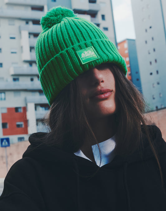 BOBBLE HAT
