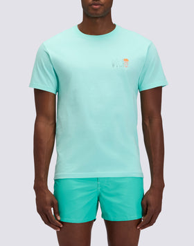 T-SHIRT CAPSULE MICROPRINT SURFBOARD AND EMBROIDERED WRITING