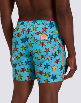 MEN'S MID-LENGTH SWIMSHORTS WITH ELASTIC WAIST AND HAPPY STAR PRINT IN REPREVE® RECYCLED POLYESTER