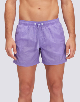 SHORT CRINKLED SWIM SHORTS WITH AN ELASTICATED WAISTBAND