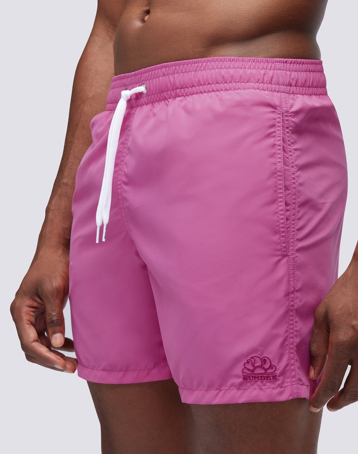 MICROPEACH MID-LENGTH SWIM SHORTS WITH AN ELASTICATED WAISTBAND