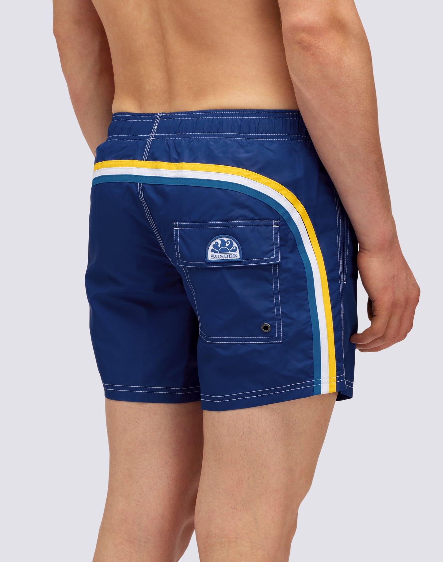 ICONIC TAFFETA STRETCH WAIST SHORT SWIM TRUNKS