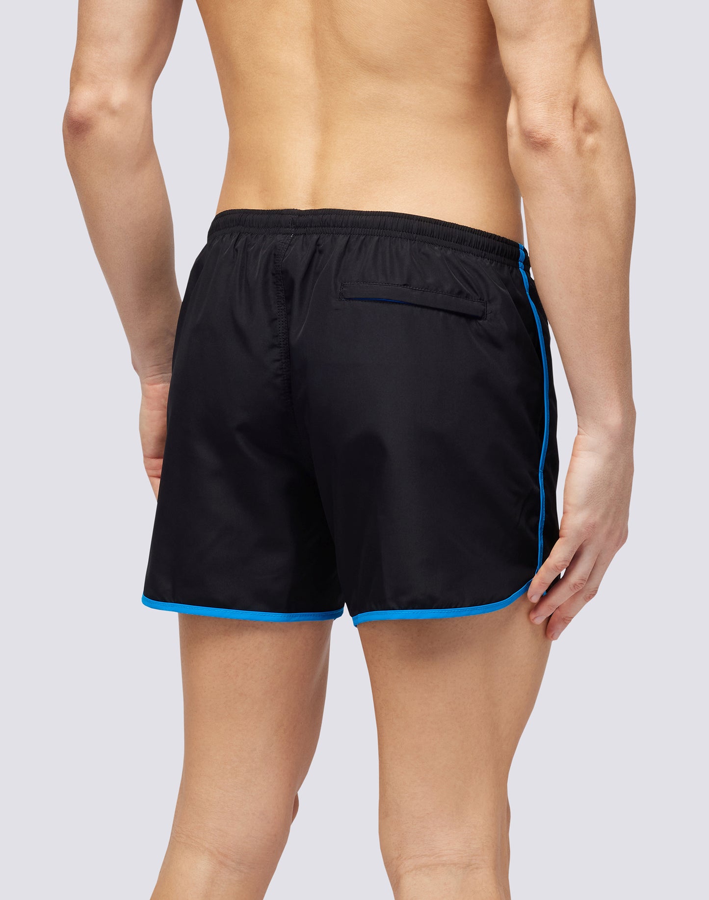 SHORT SWIMSHORTS WITH ELASTIC WAIST AND ROUND SIDE SLITS