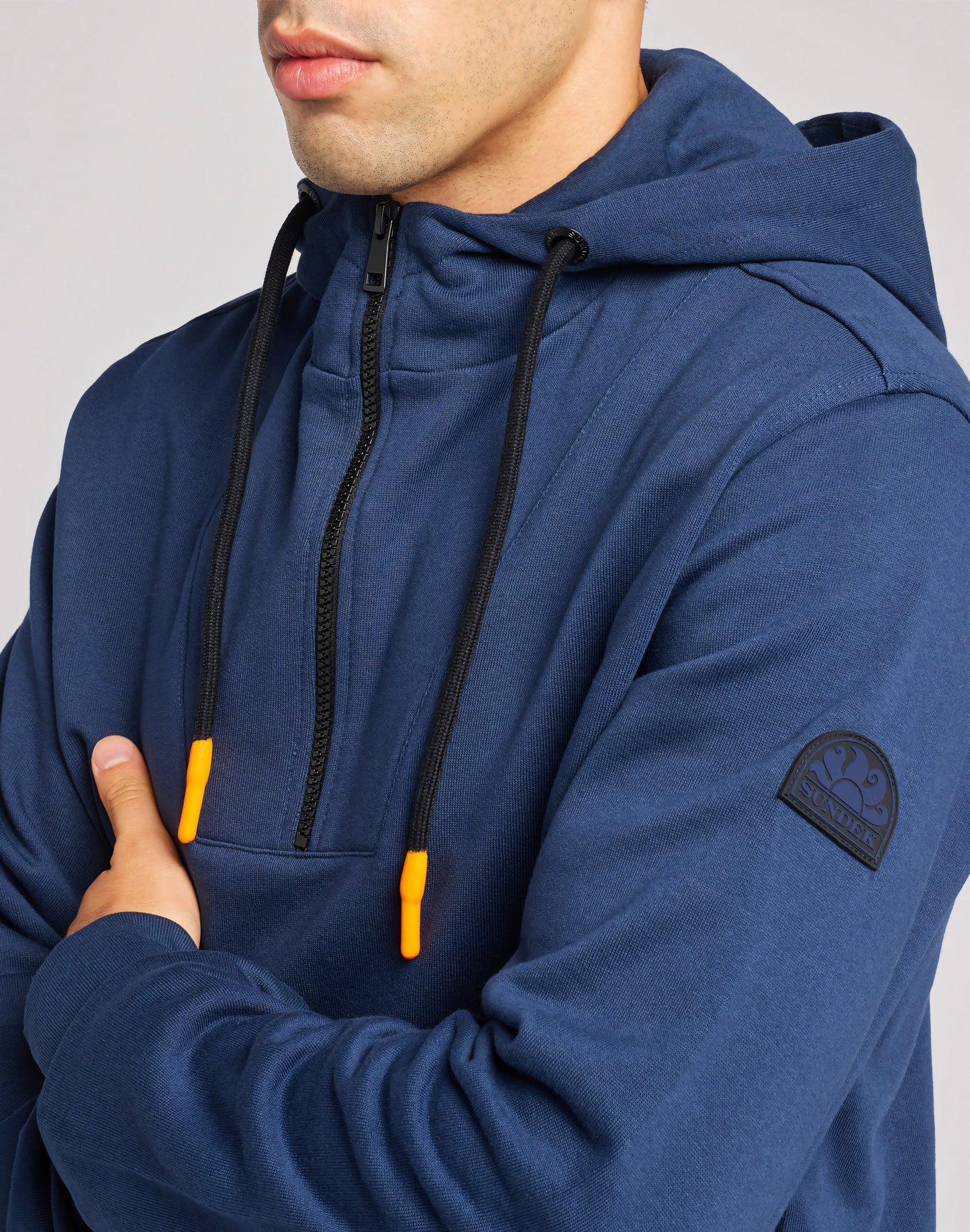 3/4 ZIPPER HOODED SWEATSHIRT