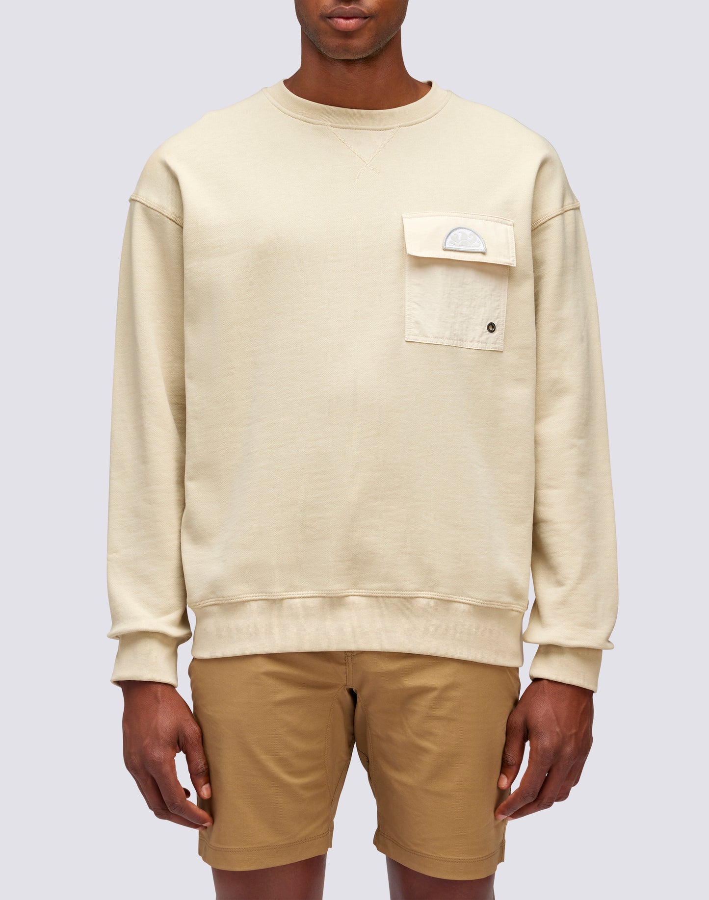 CREW NECK SWEATSHIRT WITH FRONT POCKET