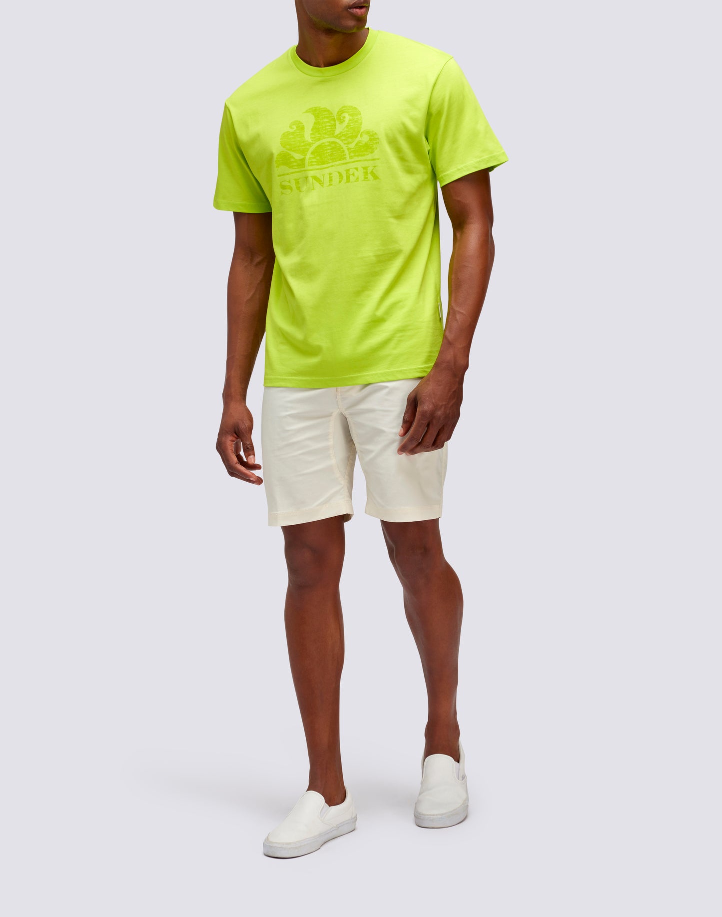 SHORT SLEEVED T-SHIRT WITH LOGO