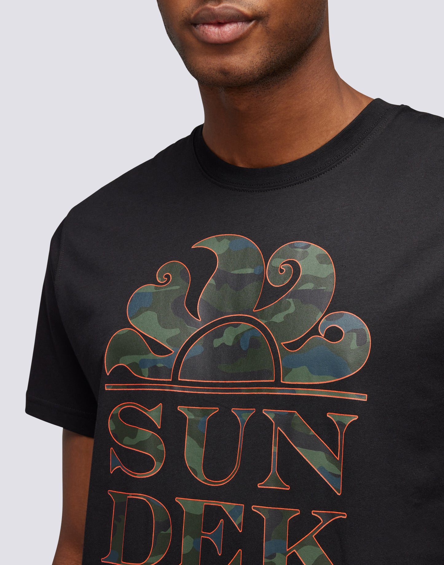 CAMOU FOLLOW THE SUN PRINT T-SHIRT