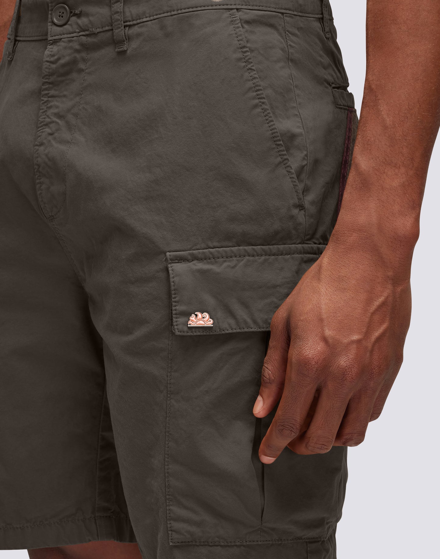 CARGO SHORTS IN GARMENT-DYED FABRIC WITH RAINBOW