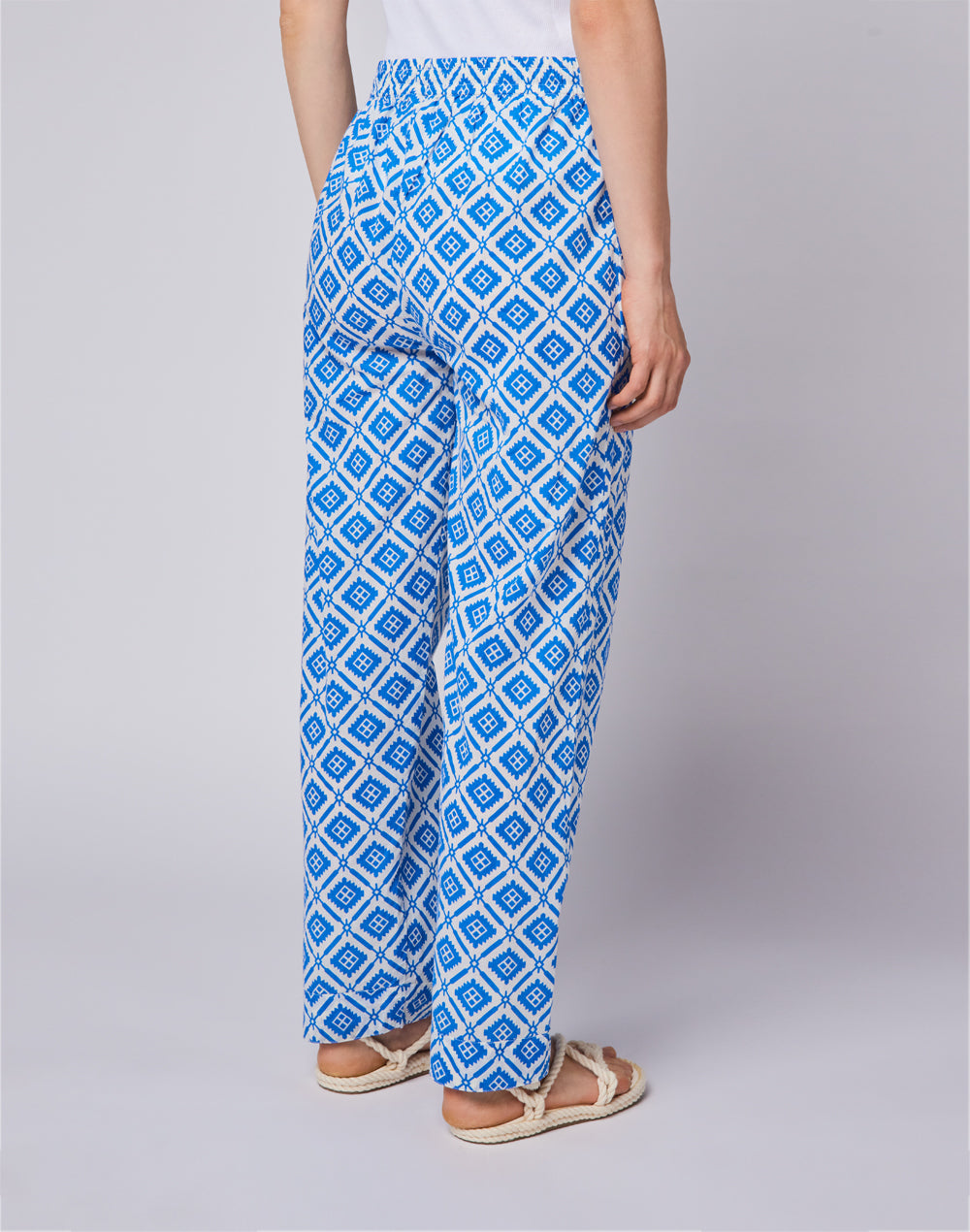 TROUSERS WITH PRINT