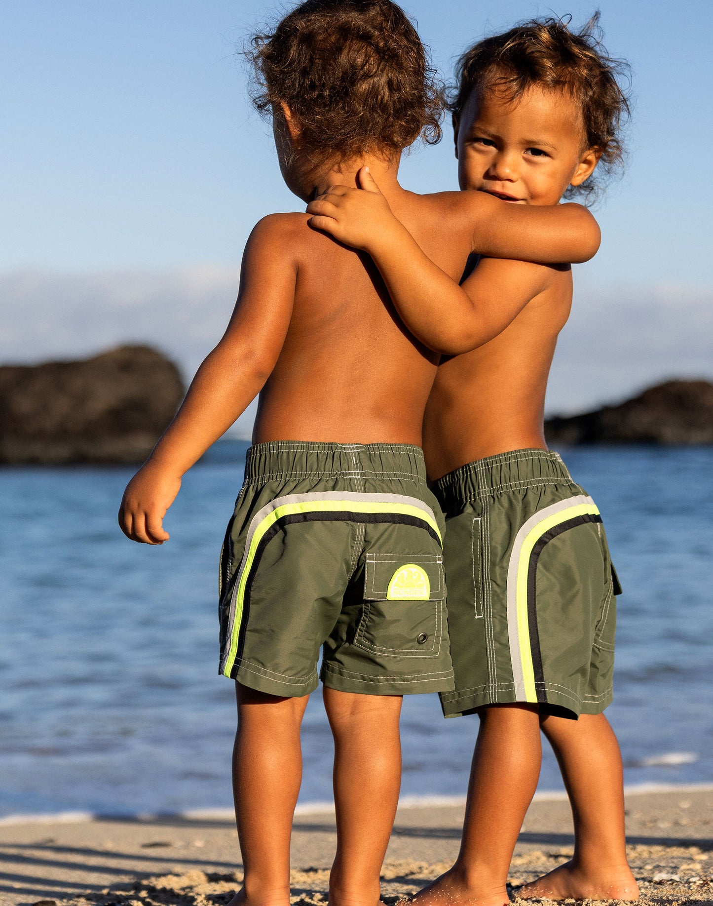 STRETCH WAIST SWIM TRUNKS