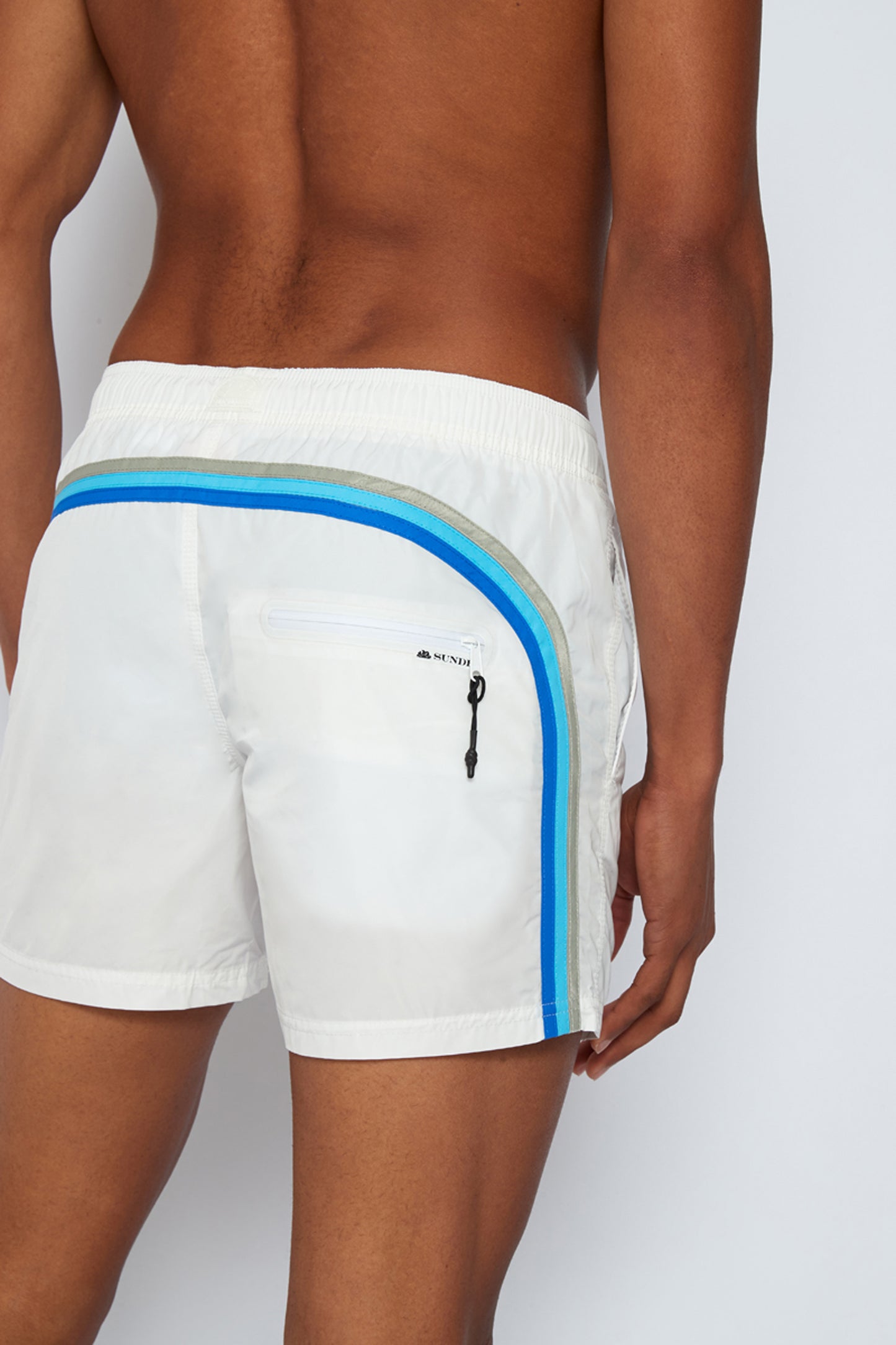 MEMORY STRETCHED WAIST SWIM TRUNKS