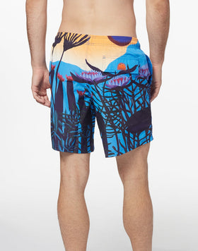 MEDIUM ELASTICATED WAIST BOARDSHORT WITH DREAMING PRINT