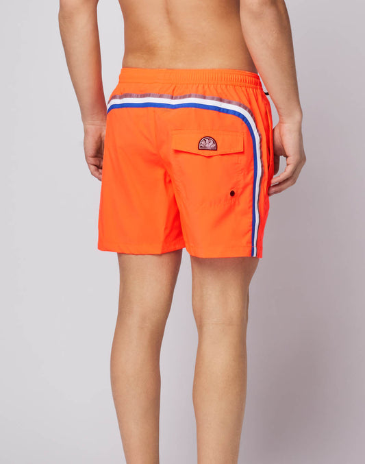 SHORT SWIM SHORTS WITH AN ELASTICATED WAISTBAND