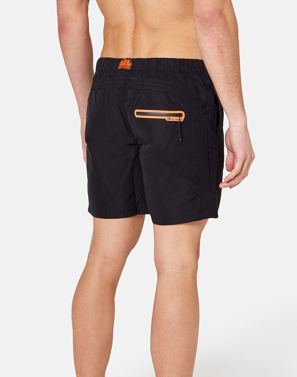 MID-LENGTH SWIM SHORTS WITH AN ELASTICATED WAISTBAND