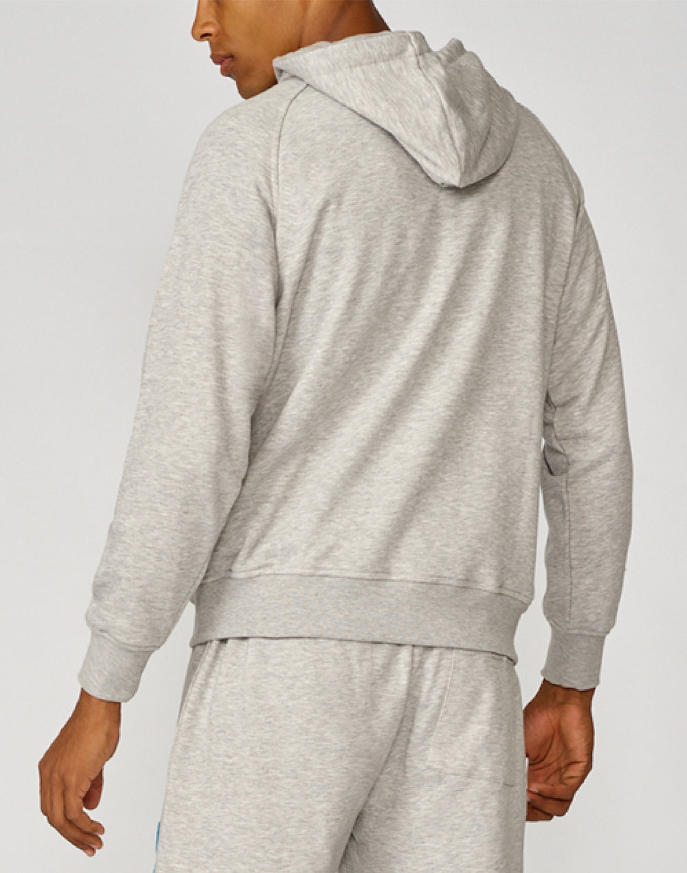 HOODED SWEATSHIRT WITH RAGLAN SLEEVES AND KANGAROO POCKET